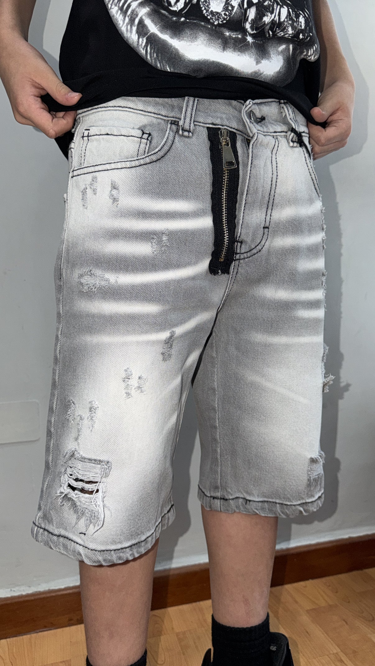 Short dsq gray zip jr