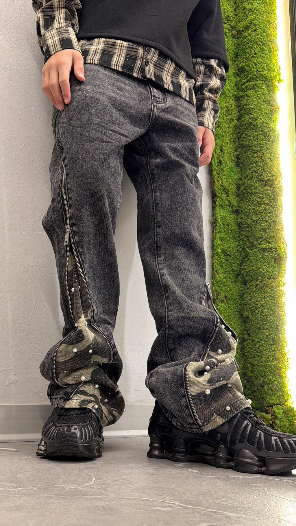 Jeans flare mimetico borchie jr