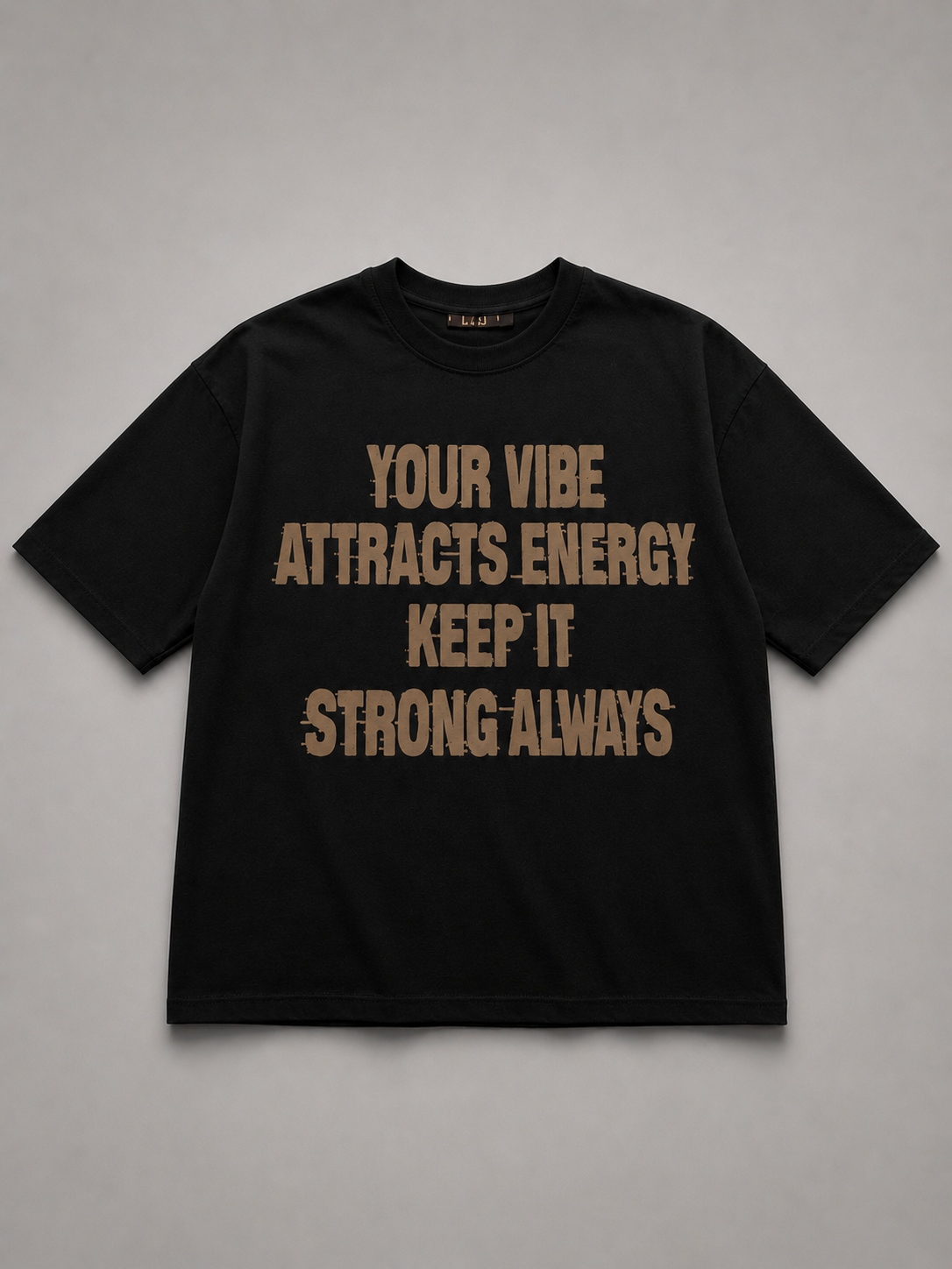 T-shirt attracts